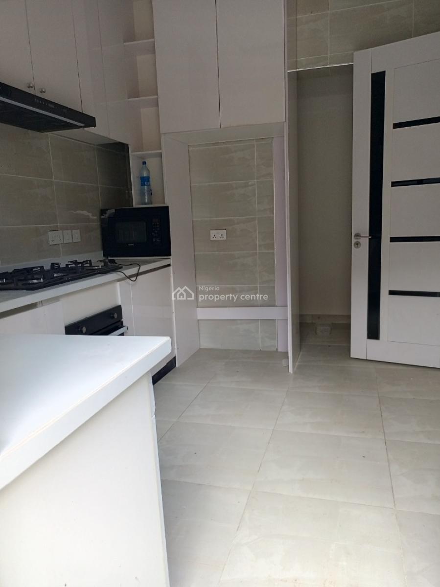 New Luxury 3bedroom with 24/7 Light 5acs Washing Machine Secured Estat, Access Coded Estate, Lekki Phase 1, Lekki, Lagos, Flat / Apartment for Rent