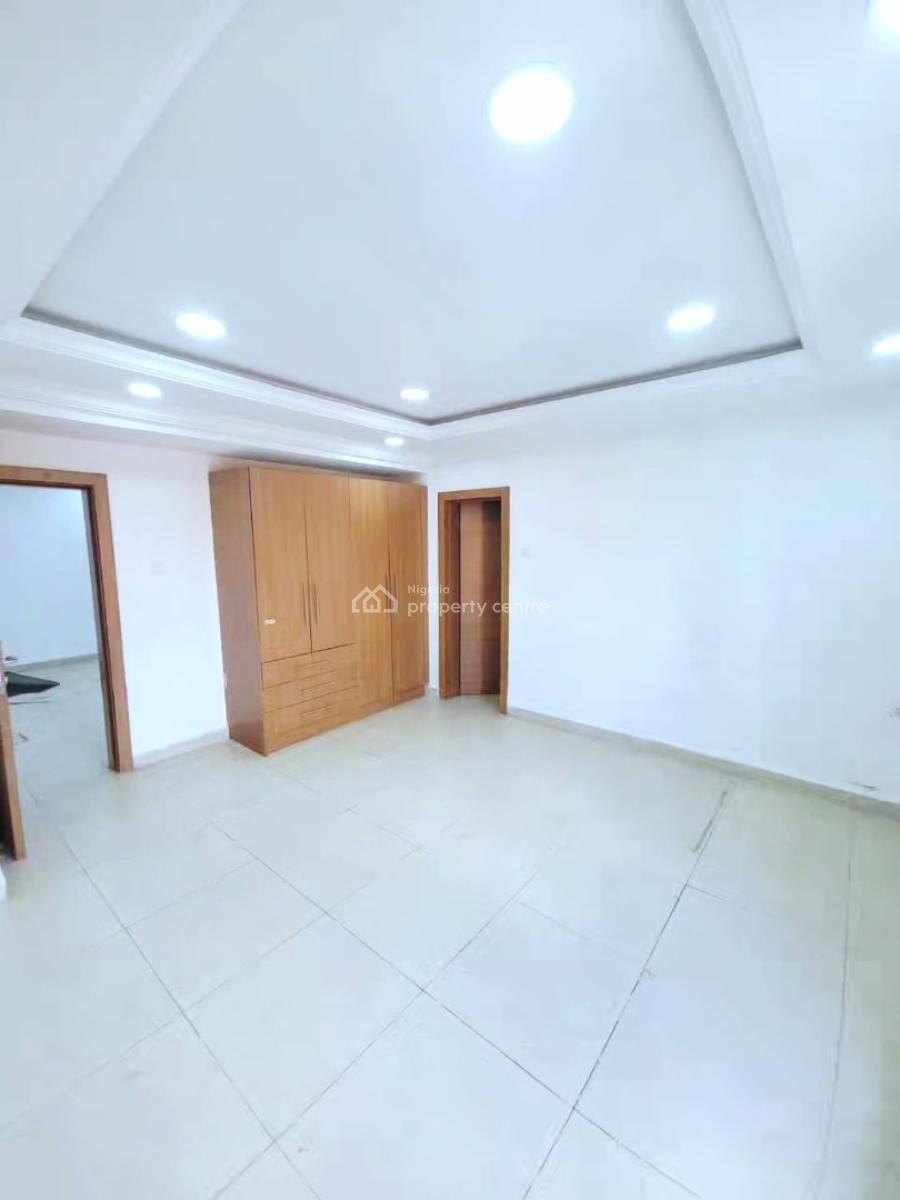 Well Maintained Fully Serviced Waterfront 3-bedroom Flat, Old Ikoyi, Ikoyi, Lagos, Flat / Apartment for Rent