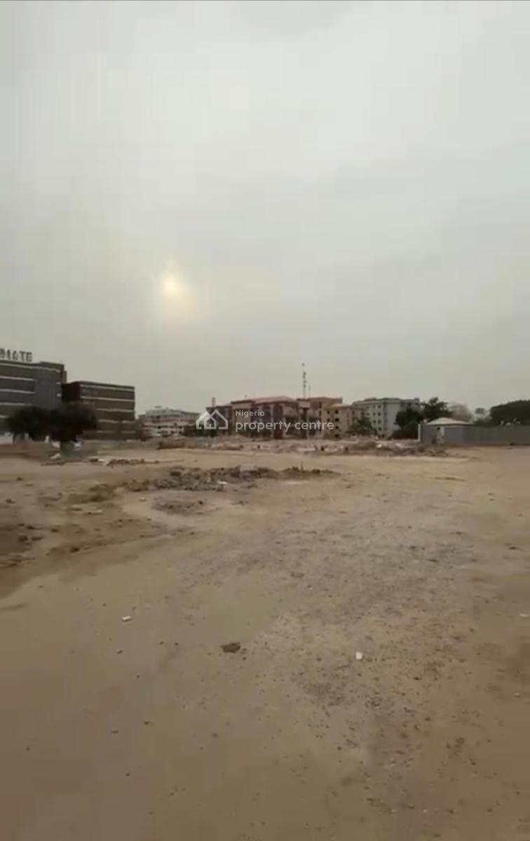 7,400sqm, Residential, C of O, Tarred Road, Garki, Abuja, Residential Land for Sale