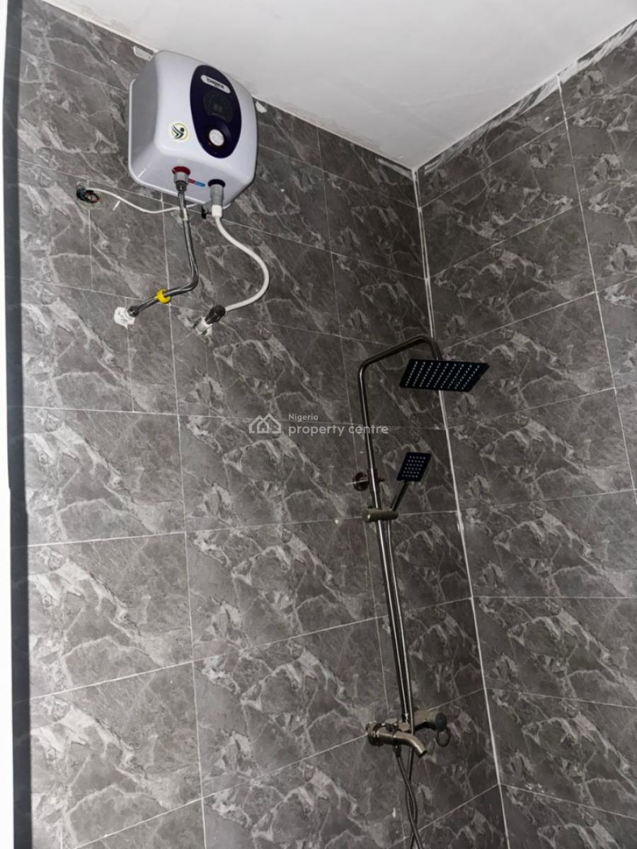 a Luxury Spacious 3bedroom Apartment with Great Facilities, Ogombo, Ajah, Lagos, Flat / Apartment for Rent