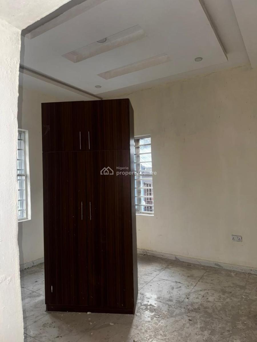 a Luxury Spacious 3bedroom Apartment with Great Facilities, Ogombo, Ajah, Lagos, Flat / Apartment for Rent