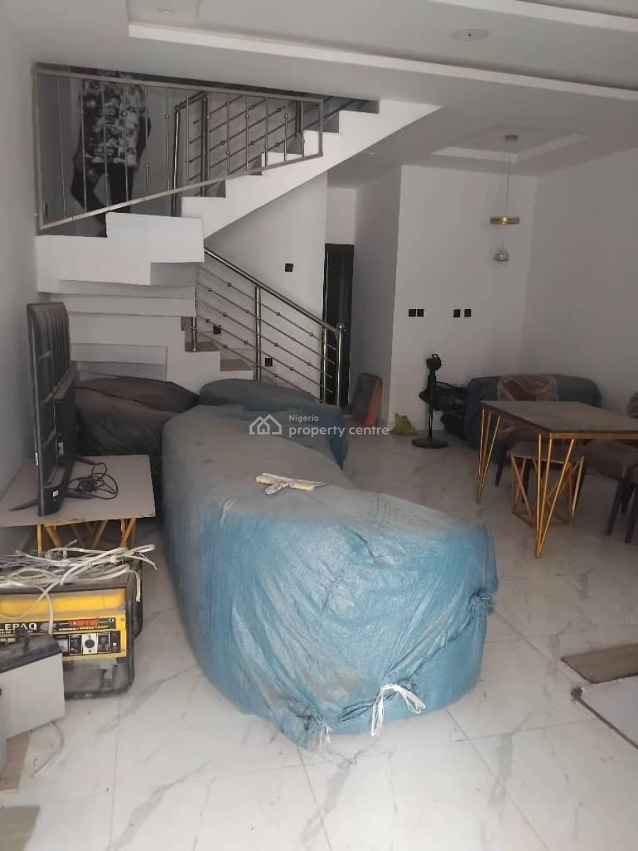 Well Maintained 3-bedroom Duplex, Ologolo, Lekki, Lagos, Terraced Duplex for Rent