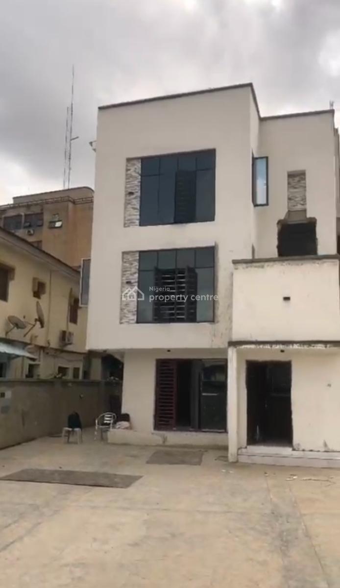 3 Bedroom Flat Nice Apartments, Around Toyin Street, Ikeja, Lagos, Flat / Apartment for Sale