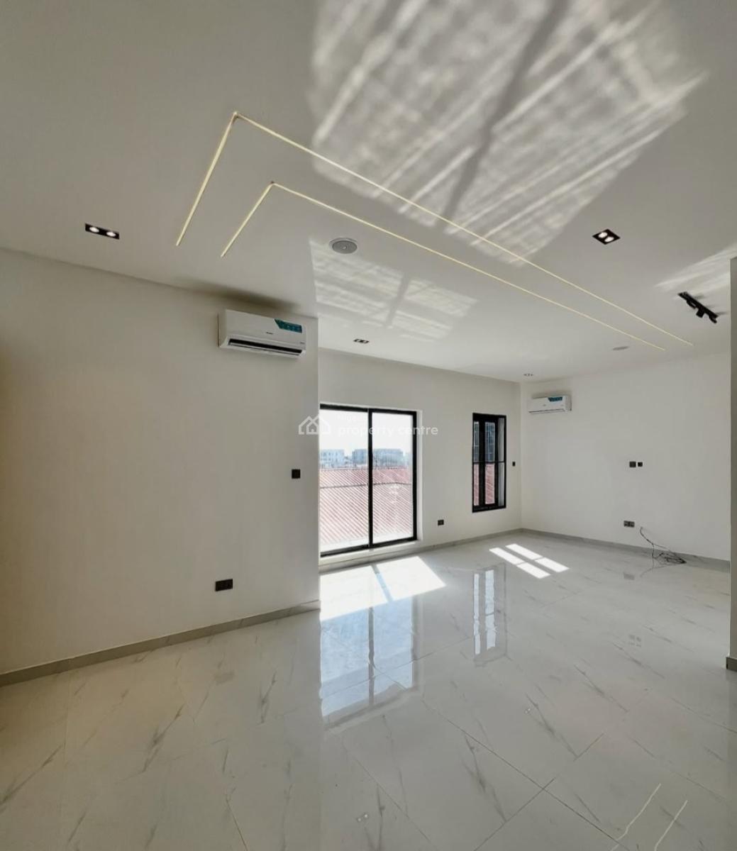 Serviced with 24/7 Power Supply 2 Bedroom En-suite Flat with an Open F, Ikate Elegushi, Lekki, Lagos, Flat / Apartment for Rent