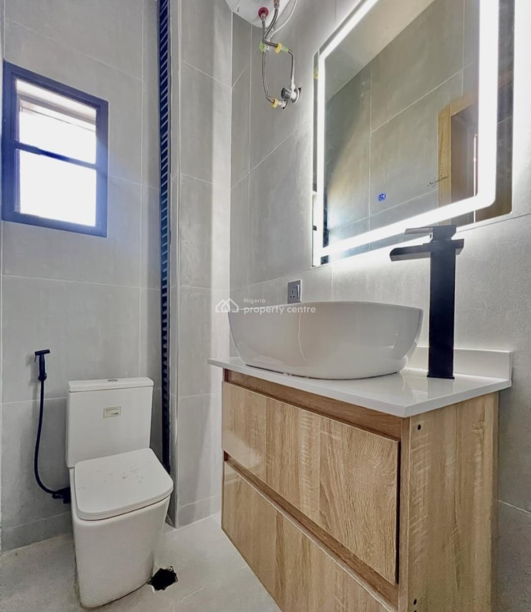 Serviced with 24/7 Power Supply 2 Bedroom En-suite Flat with an Open F, Ikate Elegushi, Lekki, Lagos, Flat / Apartment for Rent