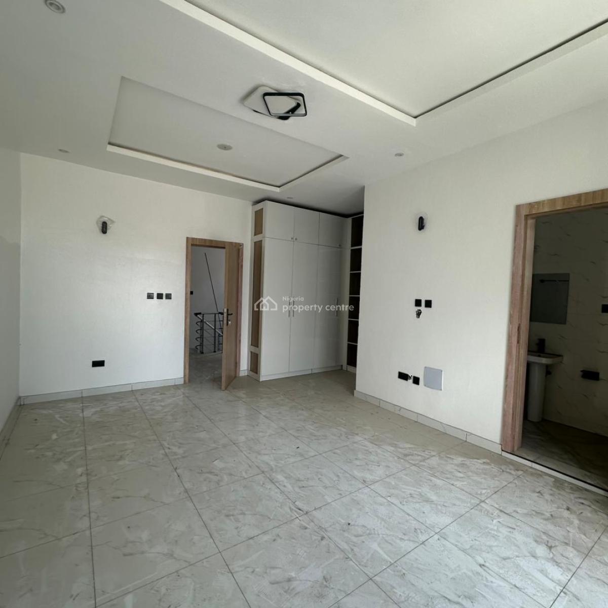 Spacious 4 Bedroom Terrace Duplex, Chevron Toll Gate, Lekki, Lagos, Terraced Duplex for Sale