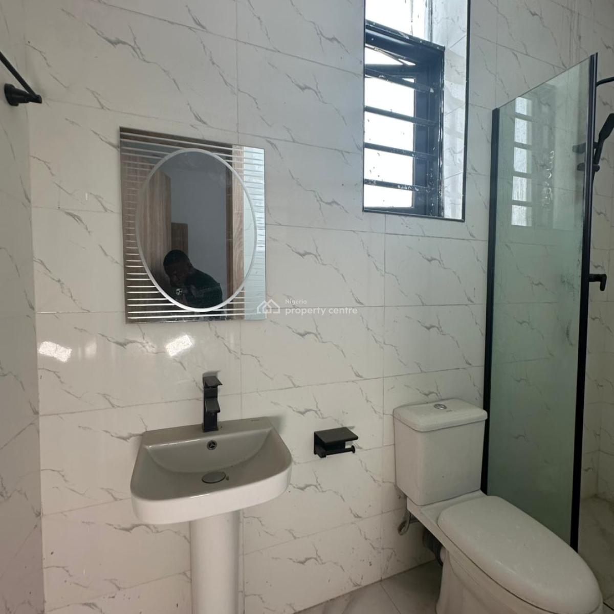 Spacious 4 Bedroom Terrace Duplex, Chevron Toll Gate, Lekki, Lagos, Terraced Duplex for Sale
