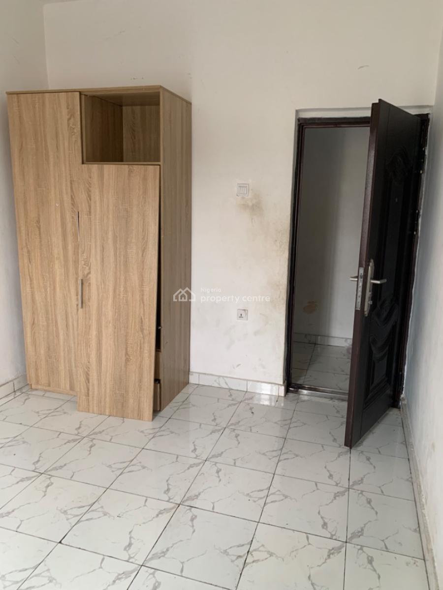 Luxury 2 Bedroom Flat, Gra Phase 1, Magodo, Lagos, Flat / Apartment for Rent