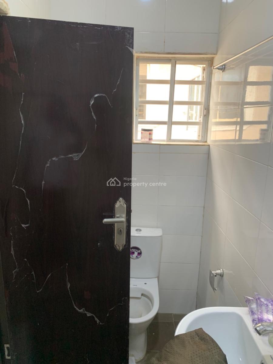 Luxury 2 Bedroom Flat, Gra Phase 1, Magodo, Lagos, Flat / Apartment for Rent