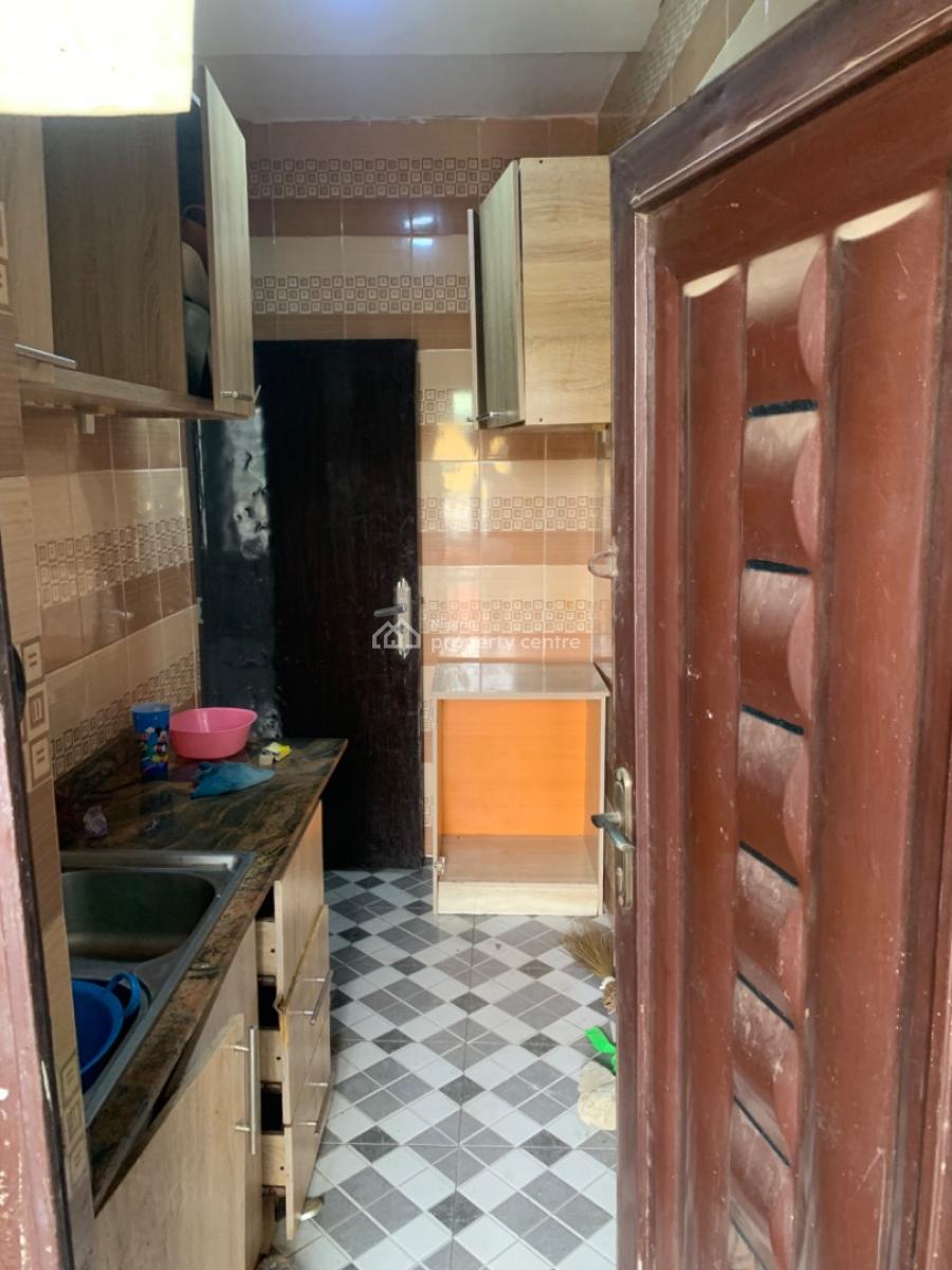 Luxury 2 Bedroom Flat, Gra Phase 1, Magodo, Lagos, Flat / Apartment for Rent