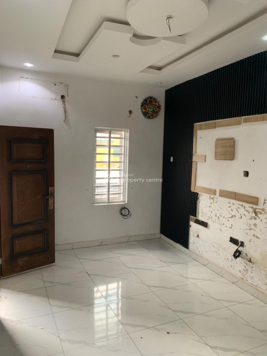 Luxury 2 Bedroom Flat, Gra Phase 1, Magodo, Lagos, Flat / Apartment for Rent