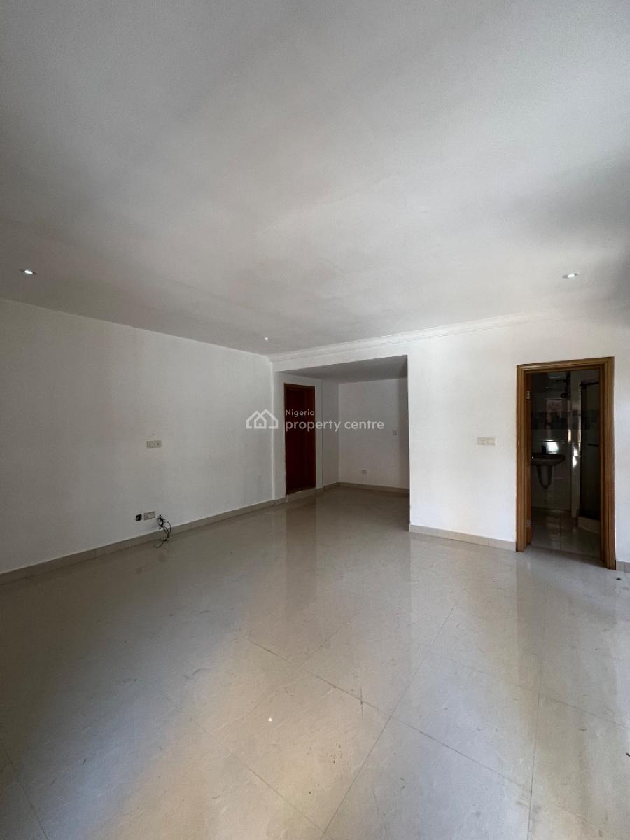 Standard 1 Bedroom Apartment, Off Admiralty Way, Lekki Phase 1, Lekki, Lagos, Flat / Apartment for Rent