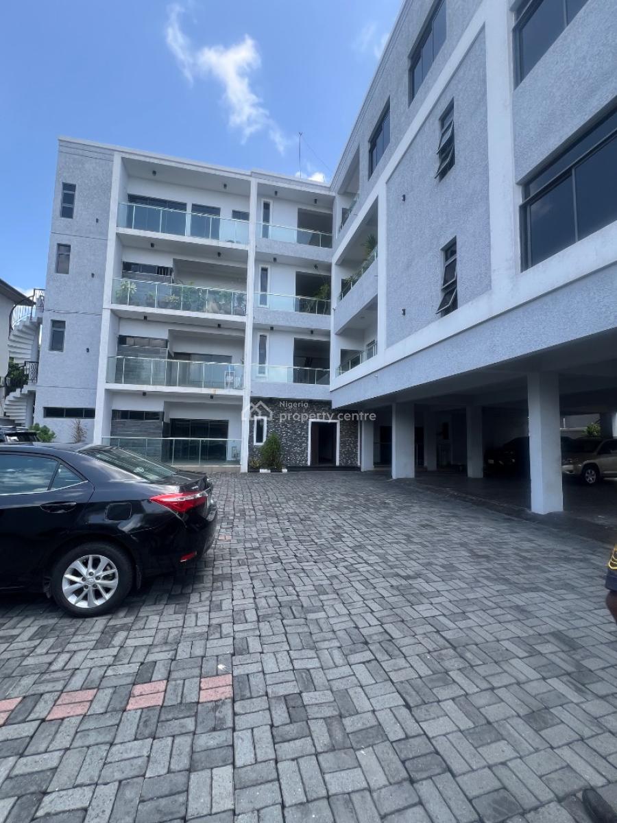 3 Bedroom Apartment with Bq, Off Admiralty Way, Lekki Phase 1, Lekki, Lagos, Flat / Apartment for Rent