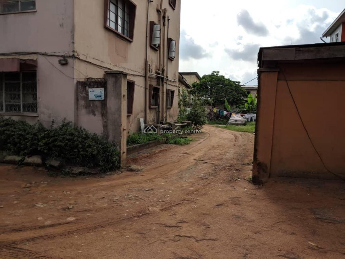 a Block of Six (6) Three Bedrooms Flats, Ikorodu Road, Palm Grove, Ikorodu, Lagos, Block of Flats for Sale