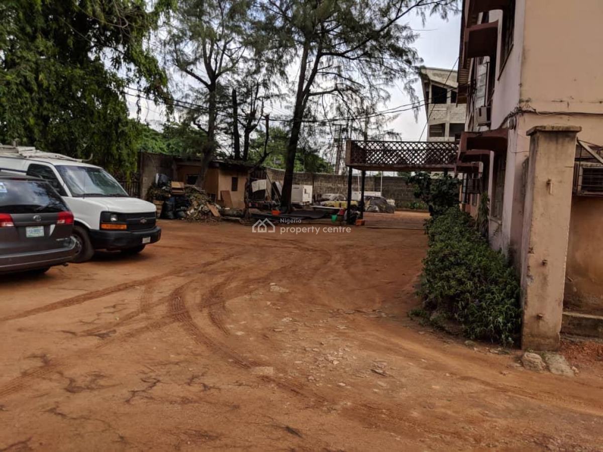 a Block of Six (6) Three Bedrooms Flats, Ikorodu Road, Palm Grove, Ikorodu, Lagos, Block of Flats for Sale