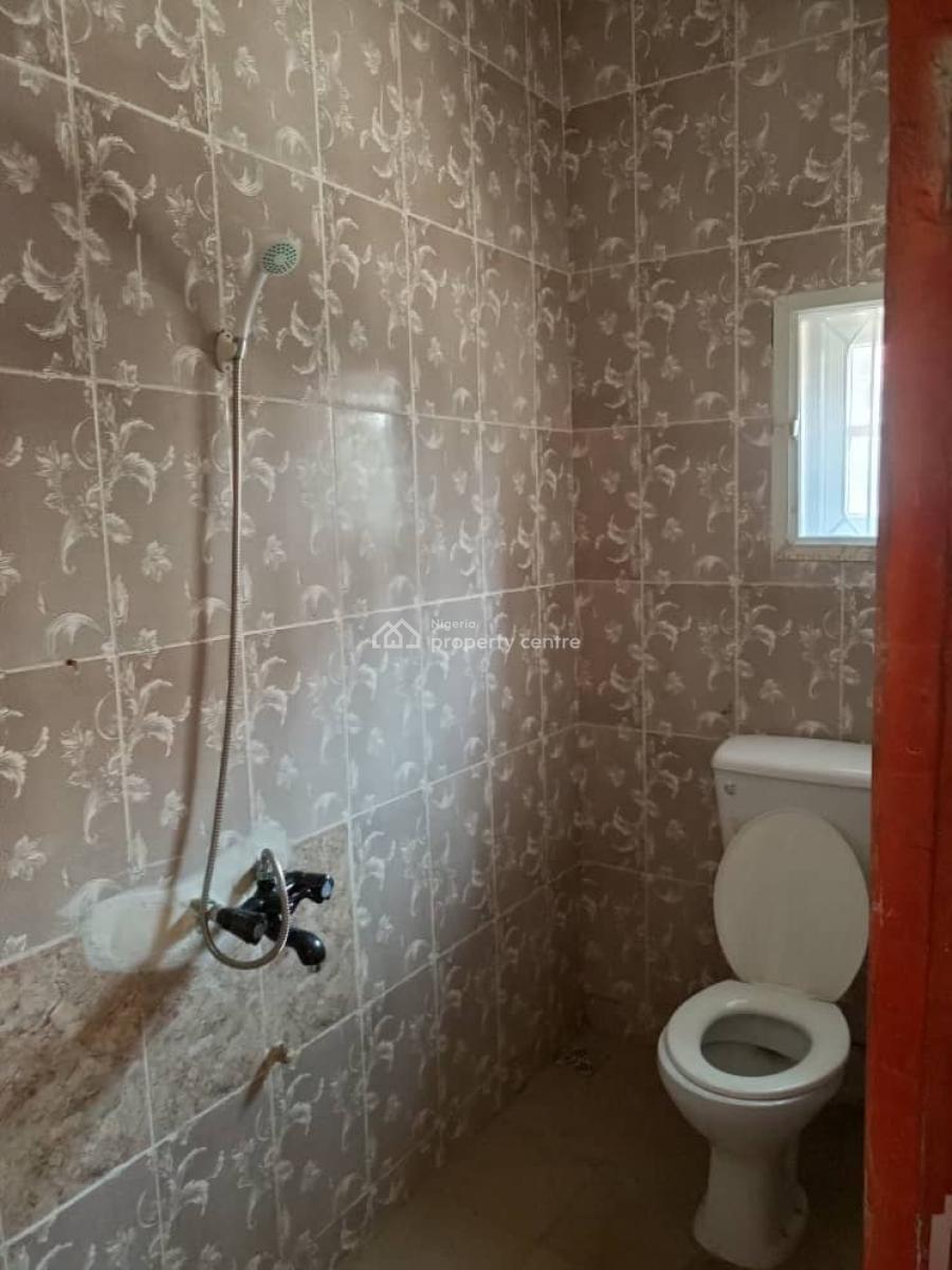 Sizeable 2bedroom Bring Your Generator, Ikate Elegushi, Lekki, Lagos, Flat / Apartment for Rent