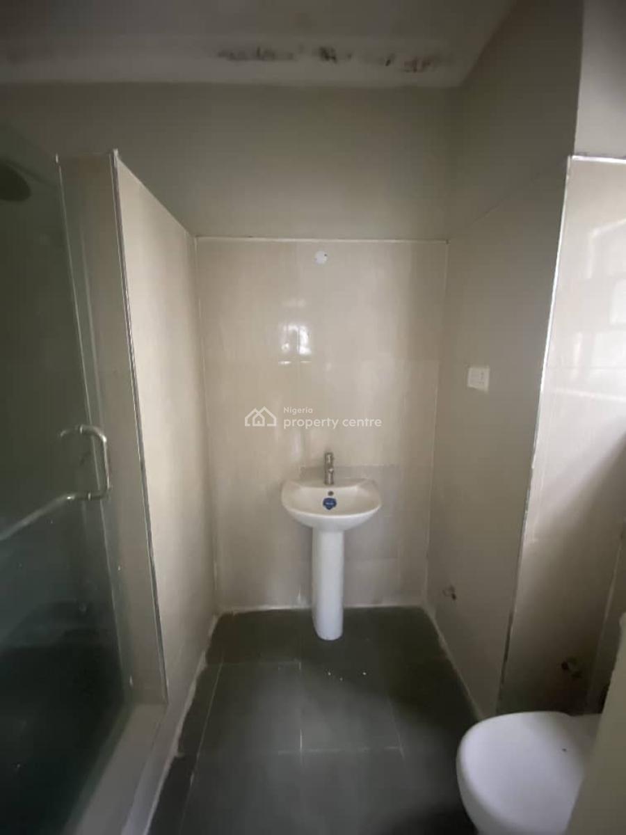 Nice 2bedroom Flat, Megamound Estate Off Lekki County Homes, Ikota, Lekki, Lagos, Flat / Apartment for Rent