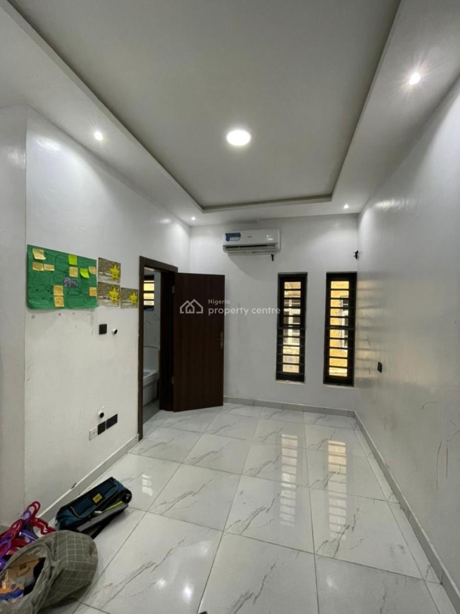 Fully Serviced 4 Bedroom Terrace Duplex with Bq, Osapa, Lekki, Lagos, Terraced Duplex for Rent