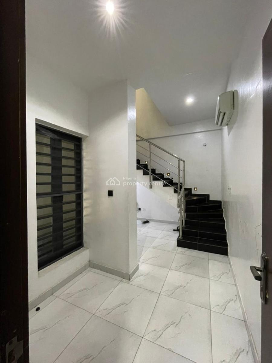 Fully Serviced 4 Bedroom Terrace Duplex with Bq, Gym and Swimming Pool, Osapa, Lekki, Lagos, Terraced Duplex for Rent