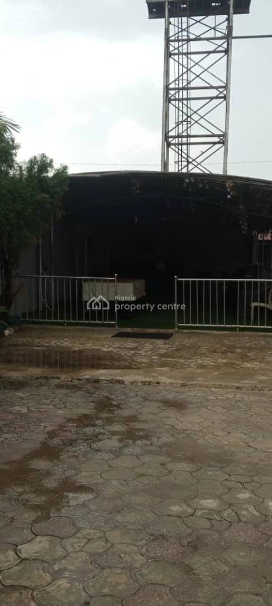 Standard and Superb Hotel, Egbeda, Alimosho, Lagos, Hotel / Guest House for Sale