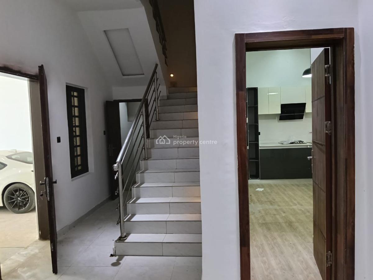 a Luxury 4bedroom Apartment and a  Bq with Excellent Facilities, Orchid, Lekki, Lagos, Flat / Apartment for Rent