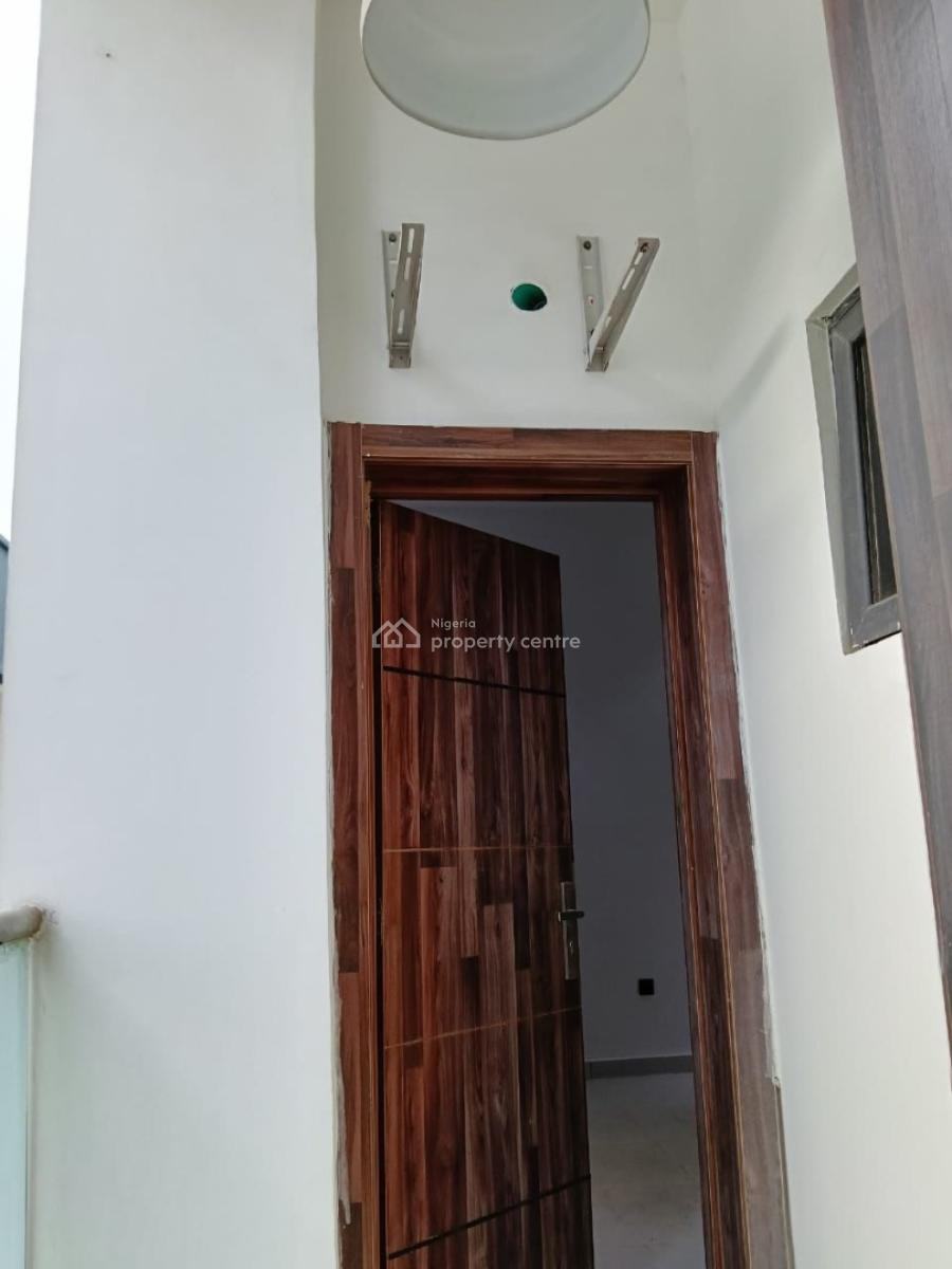 a Luxury 4bedroom Apartment and a  Bq with Excellent Facilities, Orchid, Lekki, Lagos, Flat / Apartment for Rent