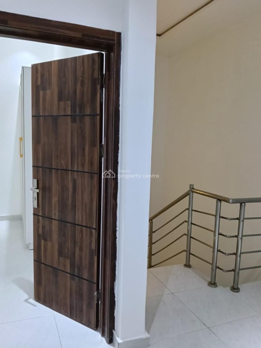 a Luxury 4bedroom Apartment and a  Bq with Excellent Facilities, Orchid, Lekki, Lagos, Flat / Apartment for Rent