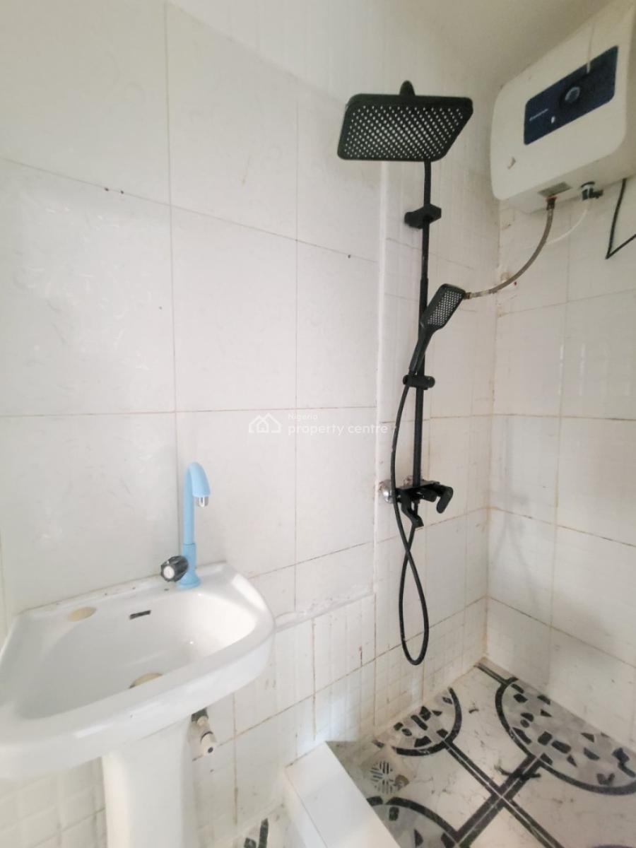 Clean and Sharp Miniflat, Emeka Okoye Estate, Orchid Road, Lekki, Lagos, Mini Flat (room and Parlour) for Rent