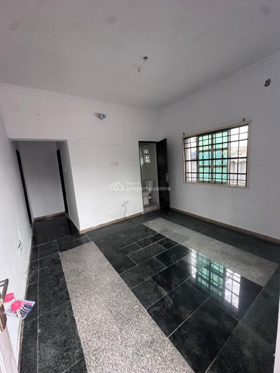 Well Maintained 2 Bedroom Apartment, Igbo Efon, Lekki, Lagos, Flat / Apartment for Rent