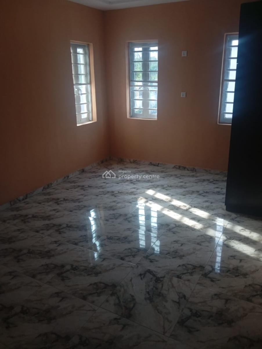 Luxury 3 Bedroom Flat with 24 Hours Light, After Futa North Gate, Akure, Ondo, Flat / Apartment for Rent