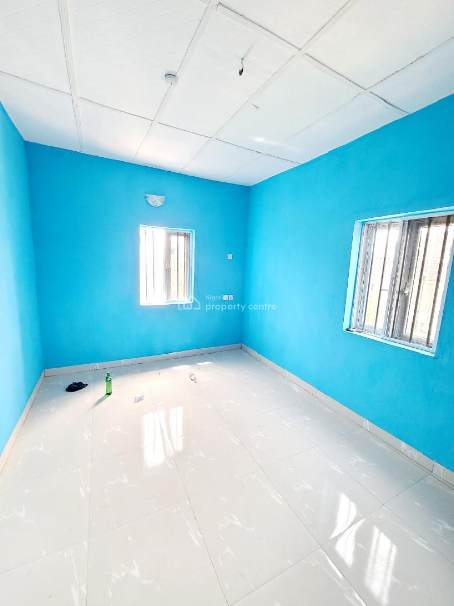 Brand New 3 Bedroom Flat Upstairs, Housing Estate, World Bank, Owerri Municipal, Imo, Flat / Apartment for Rent