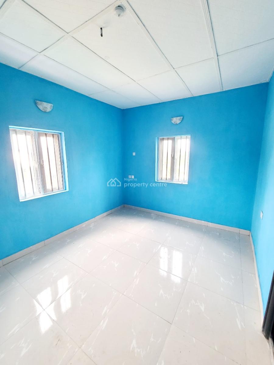 Brand New 3 Bedroom Flat Upstairs, Housing Estate, World Bank, Owerri Municipal, Imo, Flat / Apartment for Rent