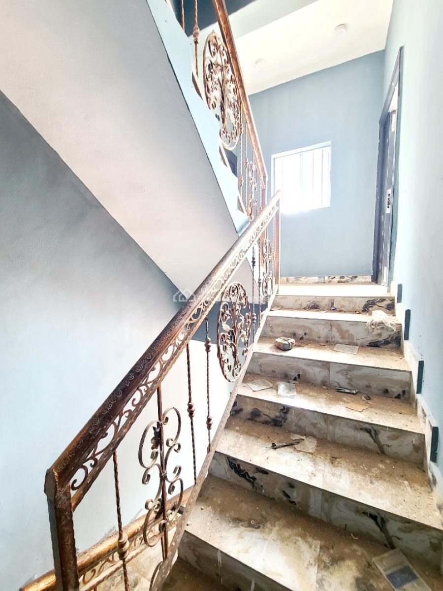 Brand New 3 Bedroom Flat Upstairs, Housing Estate, World Bank, Owerri Municipal, Imo, Flat / Apartment for Rent