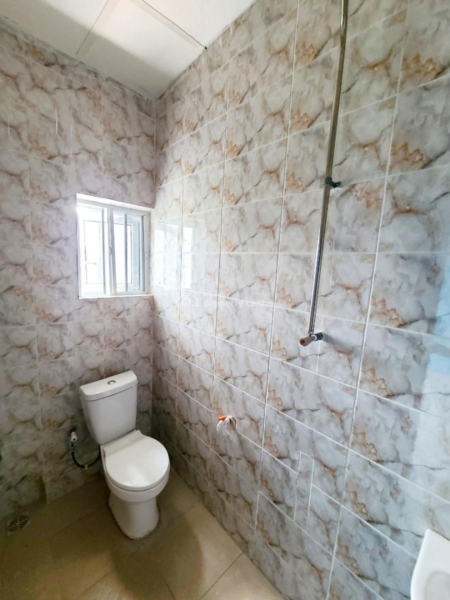 Brand New 3 Bedroom Flat Upstairs, Housing Estate, World Bank, Owerri Municipal, Imo, Flat / Apartment for Rent