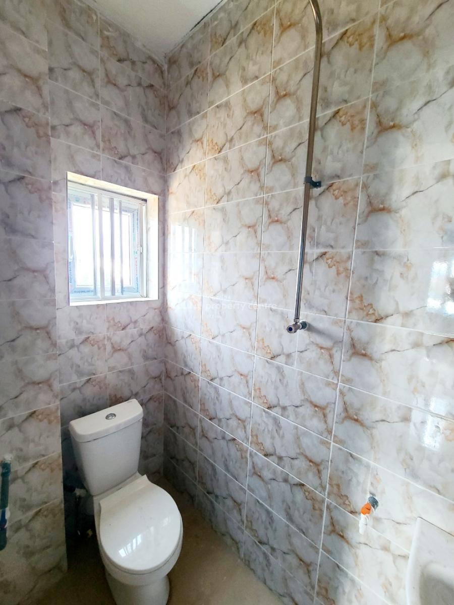 Brand New 3 Bedroom Flat Upstairs, Housing Estate, World Bank, Owerri Municipal, Imo, Flat / Apartment for Rent