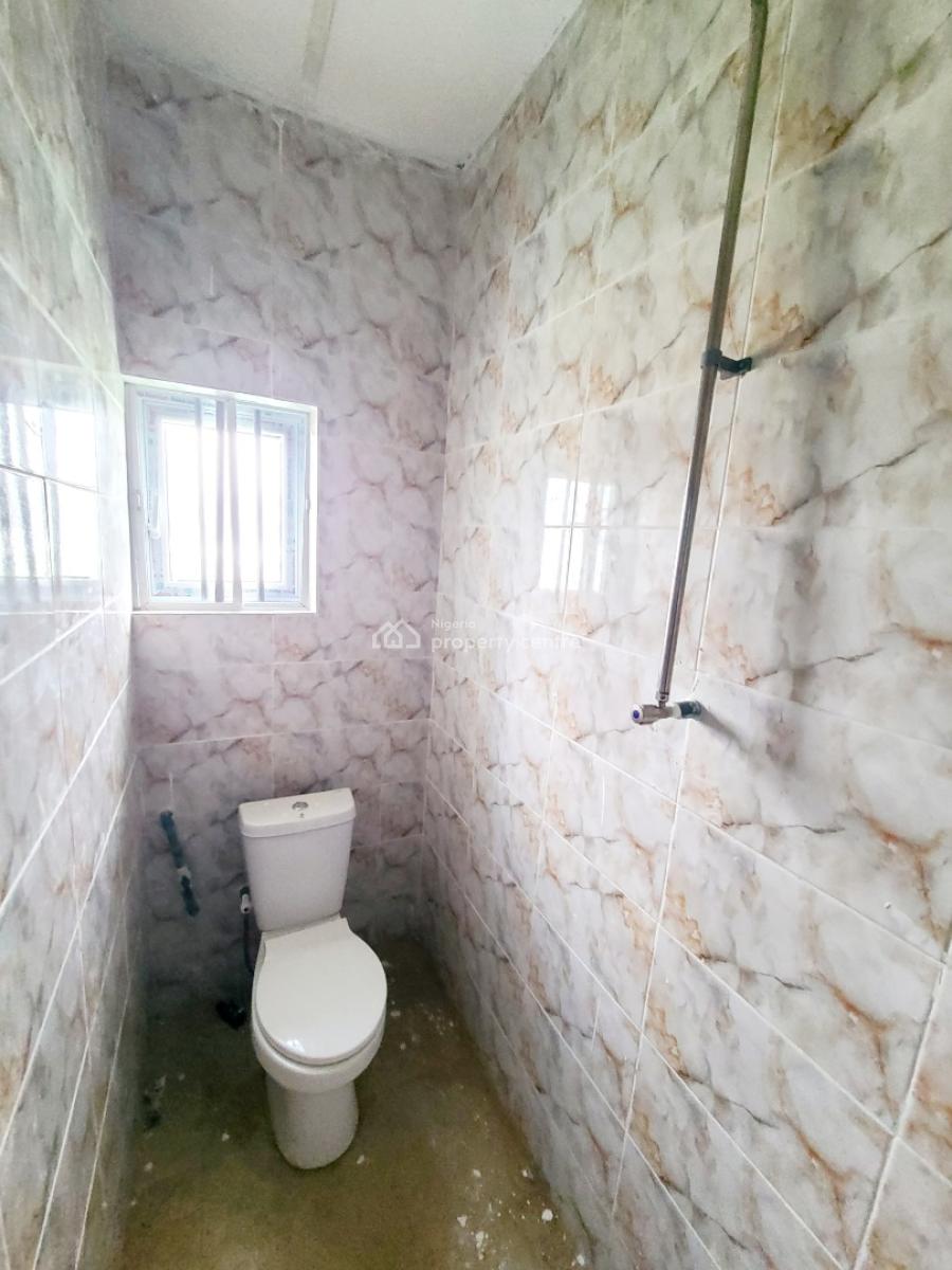 Brand New 3 Bedroom Flat Upstairs, Housing Estate, World Bank, Owerri Municipal, Imo, Flat / Apartment for Rent