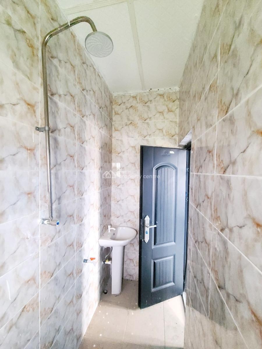 Brand New 3 Bedroom Flat Upstairs, Housing Estate, World Bank, Owerri Municipal, Imo, Flat / Apartment for Rent
