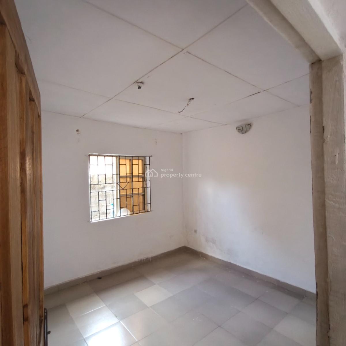 Lovely Pop Mini Flat Near Bus Stop, Short Drive From Arepo Bus Stop, Asese Ibafo, Asese, Ibafo, Ogun, Mini Flat (room and Parlour) for Rent