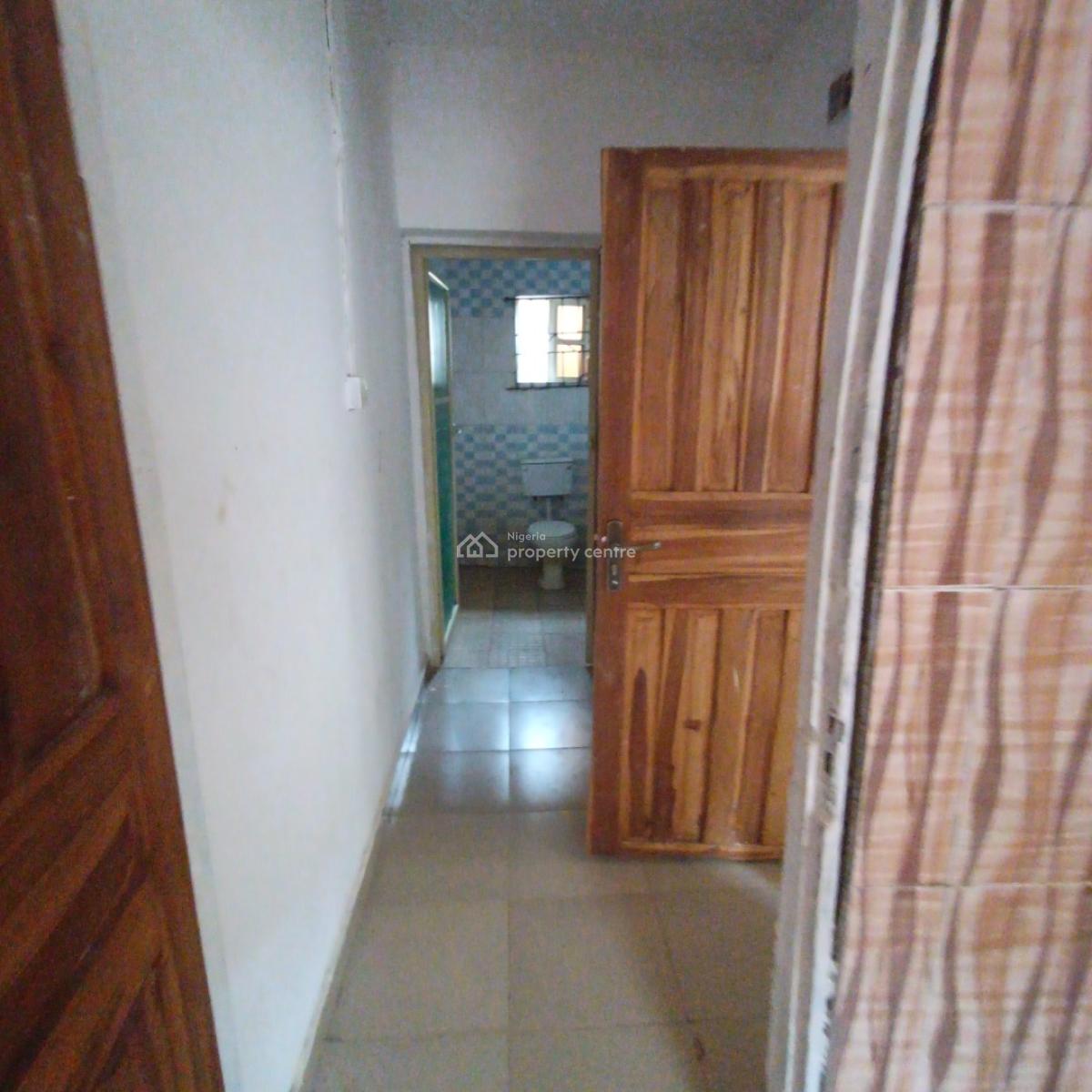 Lovely Pop Mini Flat Near Bus Stop, Short Drive From Arepo Bus Stop, Asese Ibafo, Asese, Ibafo, Ogun, Mini Flat (room and Parlour) for Rent