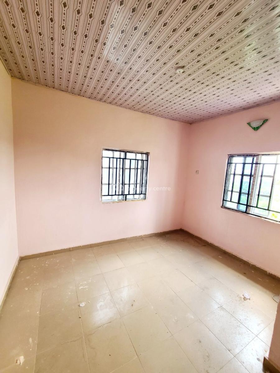 Spacious 2 Bedroom Flat Upstairs, Housing Estate, World Bank, Owerri Municipal, Imo, Flat / Apartment for Rent
