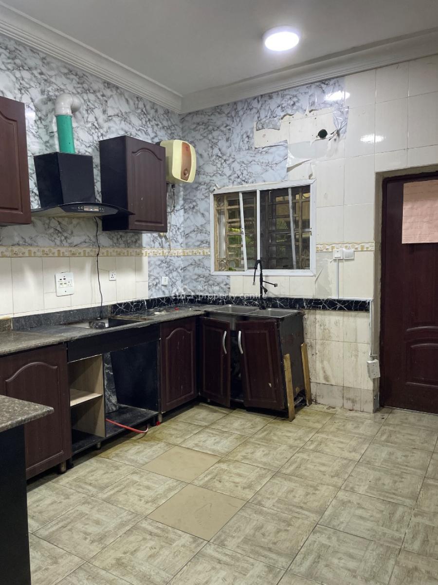 4 Bedrooms Corner Piece Terrace Duplex, Chevron Drive, Lekki, Lagos, Terraced Duplex for Rent