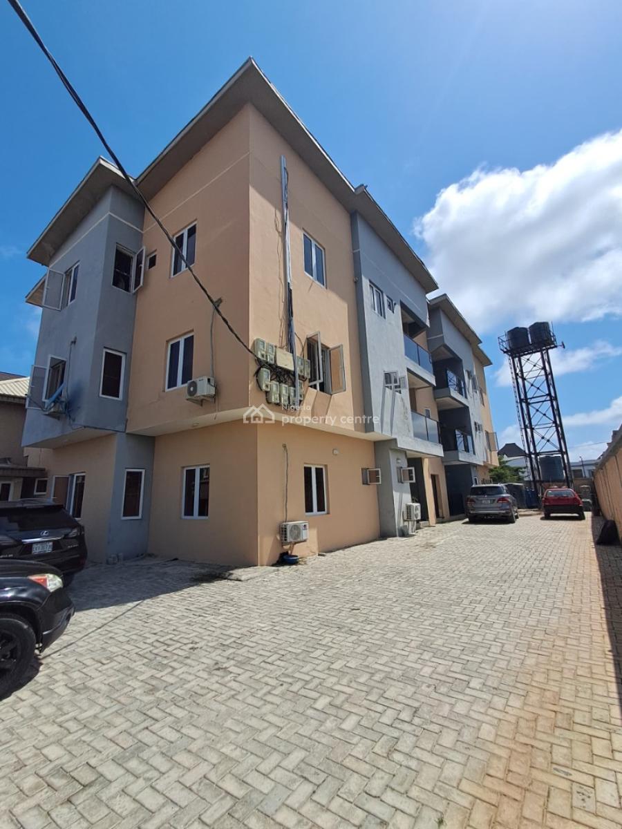 Relatively New 3-bedroom Flat (ground Floor), New Road Alpha Beach, Chevron Lekki, Lekki, Lagos, Flat / Apartment for Rent