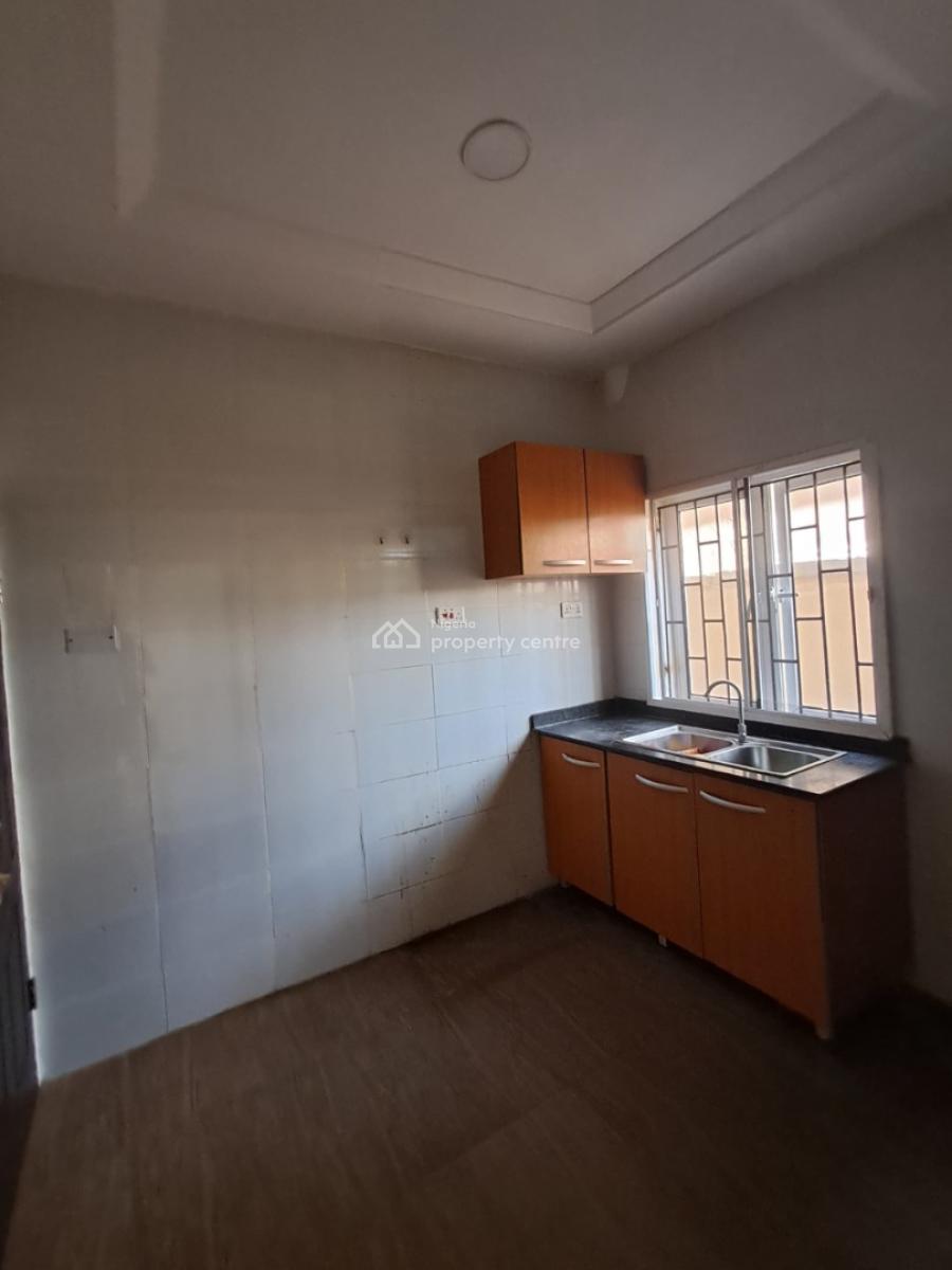 Relatively New 3-bedroom Flat (ground Floor), New Road Alpha Beach, Chevron Lekki, Lekki, Lagos, Flat / Apartment for Rent