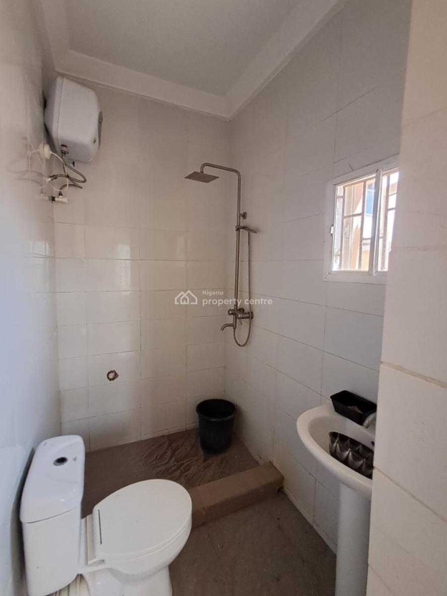 Relatively New 3-bedroom Flat (ground Floor), New Road Alpha Beach, Chevron Lekki, Lekki, Lagos, Flat / Apartment for Rent
