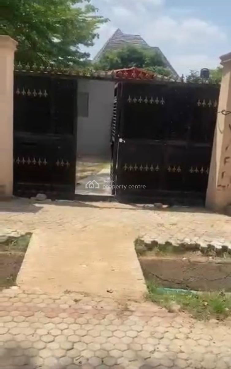 1000sqm, Residential, Fha Doc. Tarred Road, Off 3rd Avenue Gwarimpa Main, Gwarinpa, Abuja, Residential Land for Sale