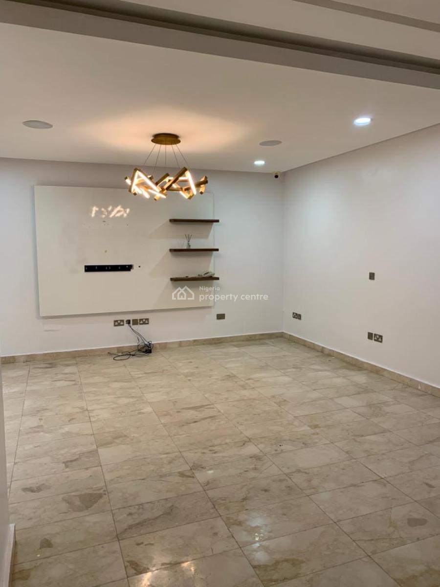 5 Bedroom Semi Detached House with 2 Room Bq, Banana Island, Ikoyi, Lagos, Semi-detached Duplex for Rent