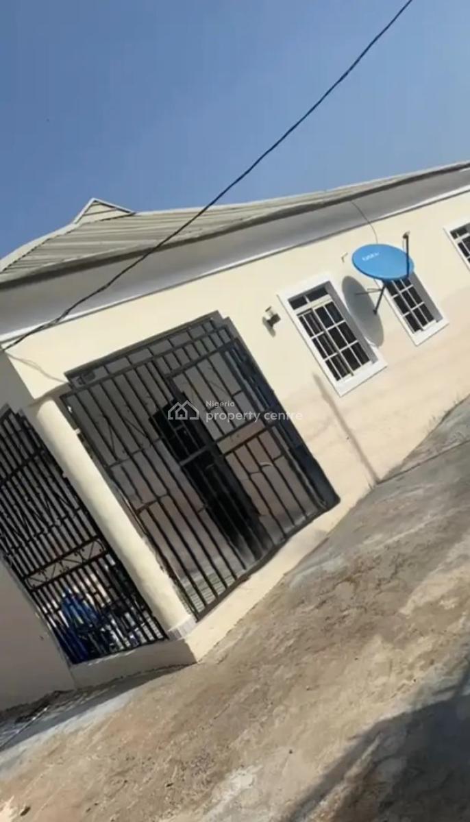 Luxury 3 Bedroom Bungalow with Excellent Facilitie, Fha (f.h.a), Lugbe District, Abuja, Detached Bungalow for Sale