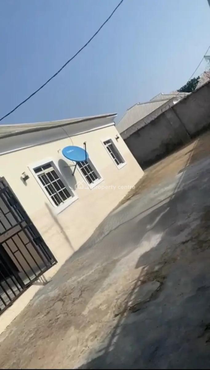 Luxury 3 Bedroom Bungalow with Excellent Facilitie, Fha (f.h.a), Lugbe District, Abuja, Detached Bungalow for Sale