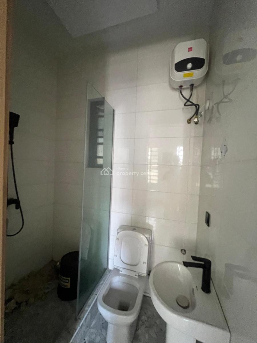 2 Bedroom, Ikate (by Ap Fuel Station., Lekki Phase 1, Lekki, Lagos, Flat / Apartment for Rent