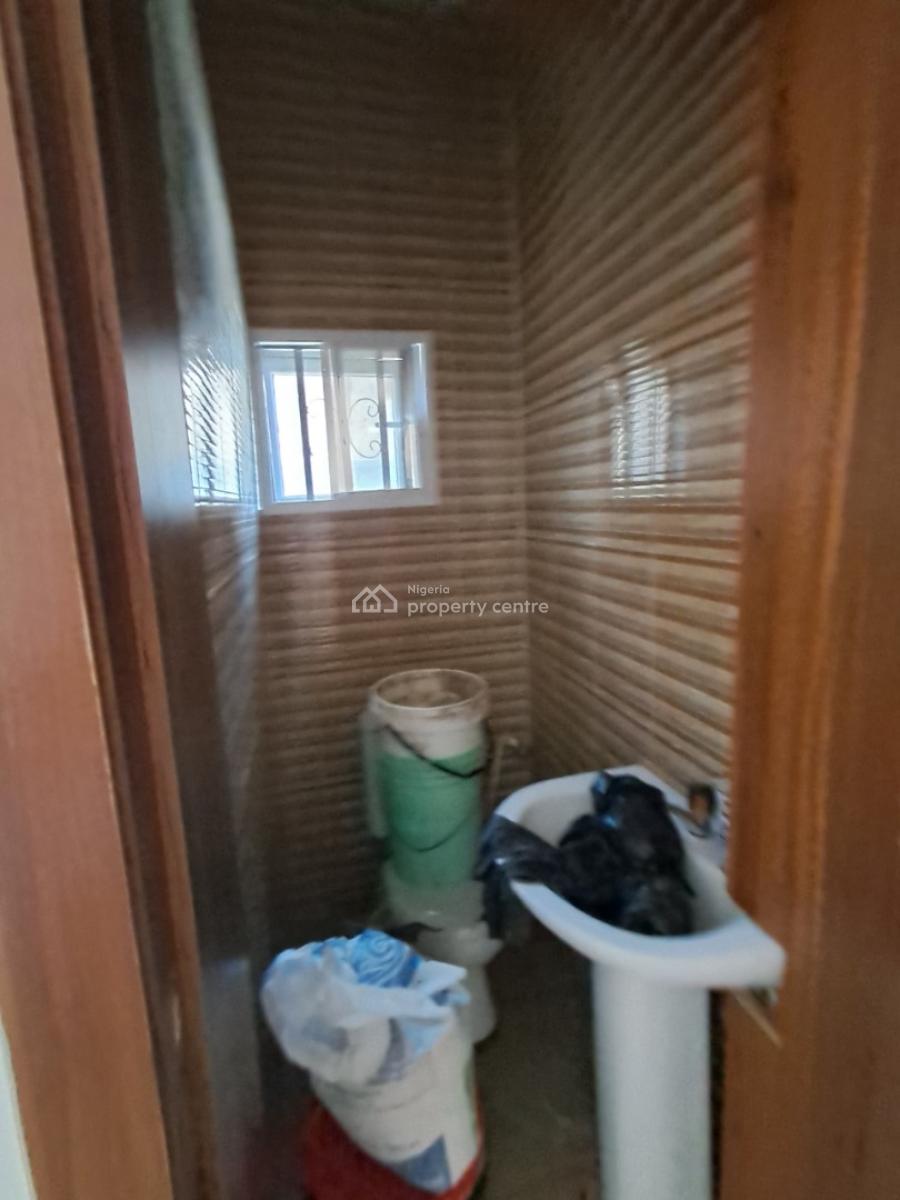 Fantastic 3-bedroom Apartment (ground Floor), New Road Alpha Beach, Chevron, Lekki, Lagos, Flat / Apartment for Rent